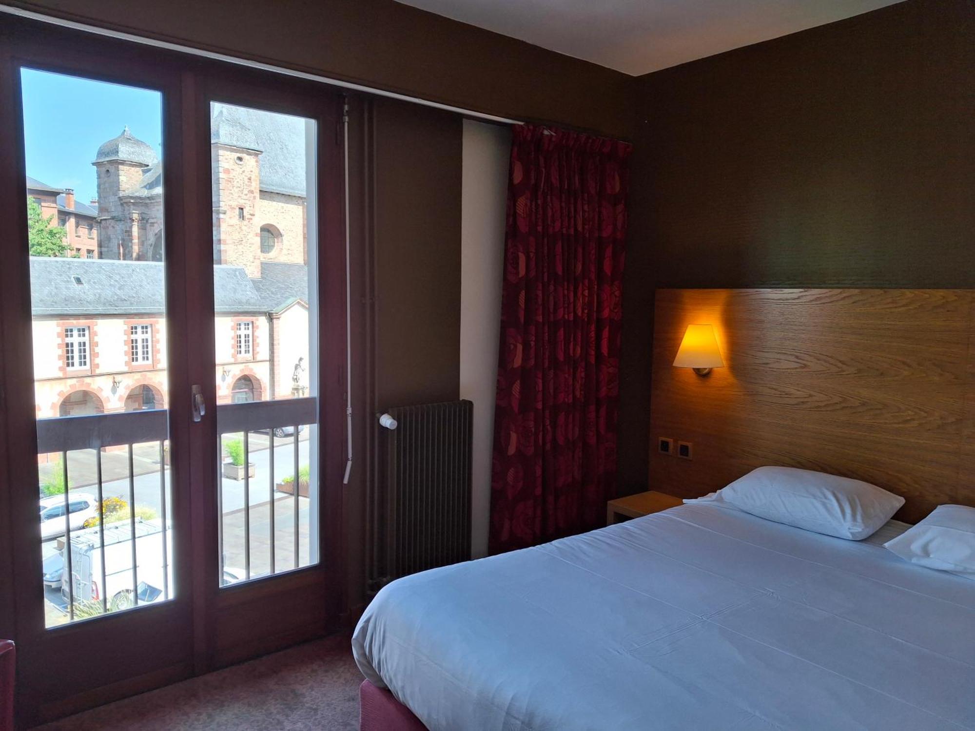 Hotel Tour Maje ロデーズ エクステリア 写真