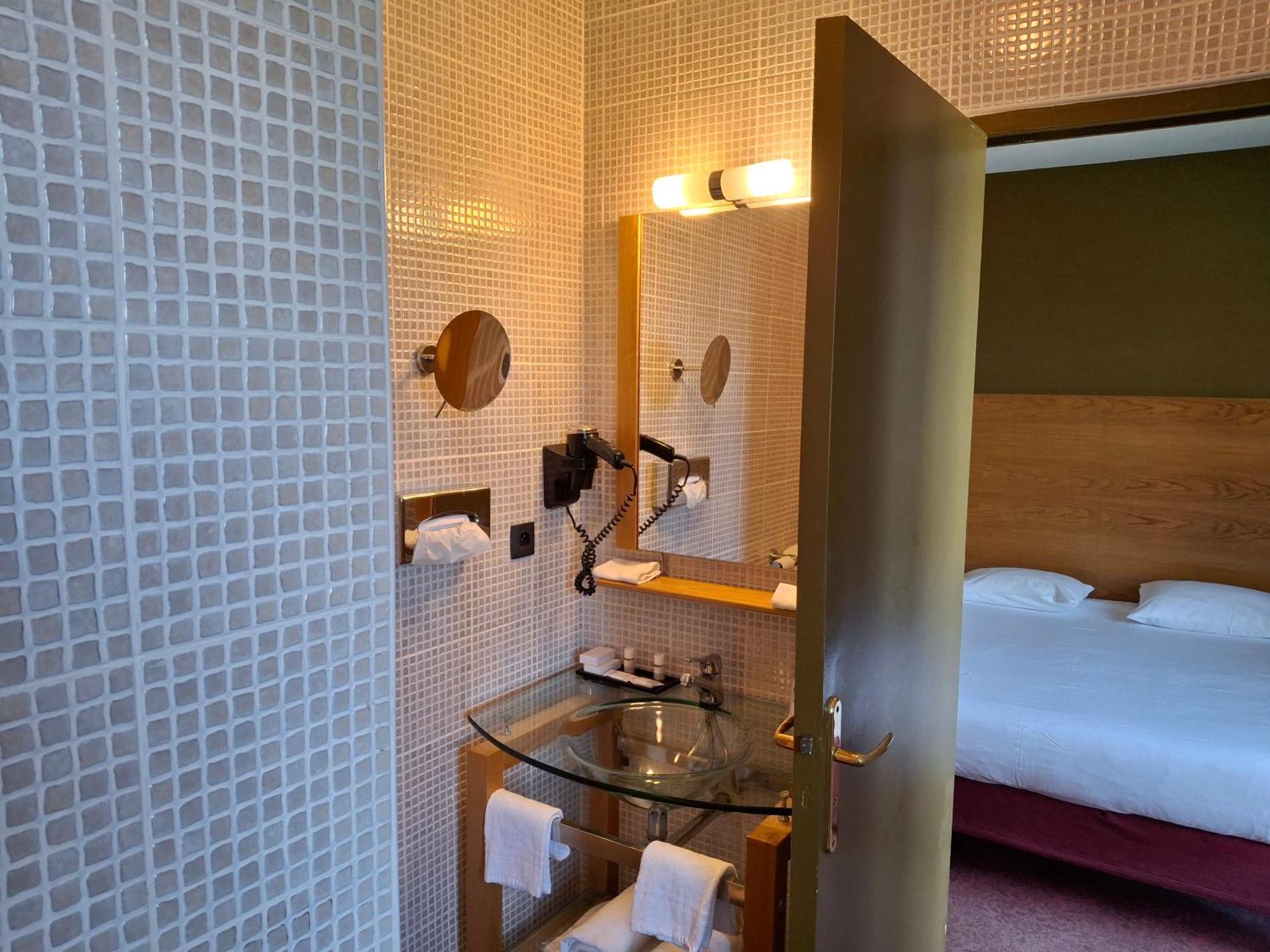 Hotel Tour Maje ロデーズ エクステリア 写真