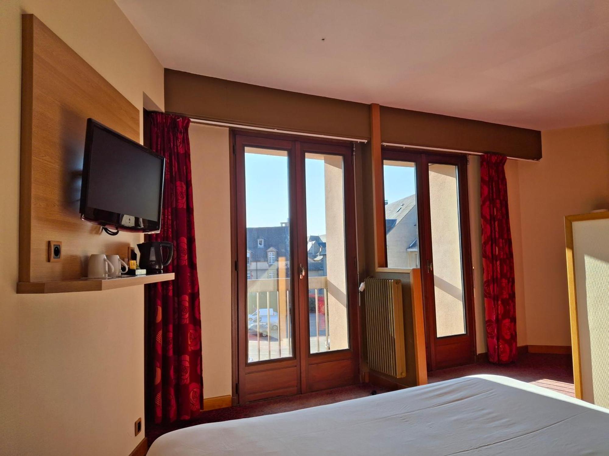Hotel Tour Maje ロデーズ エクステリア 写真