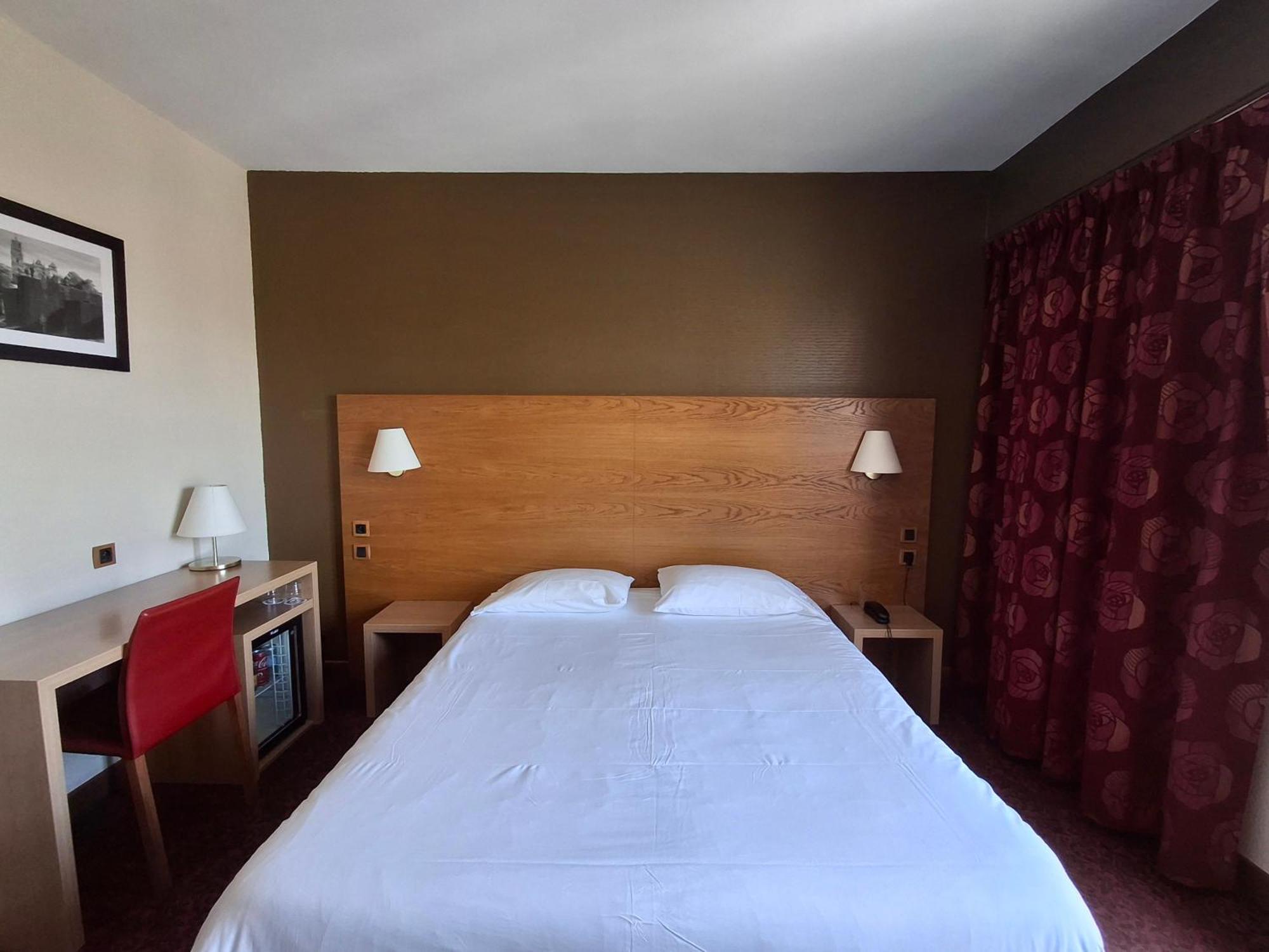 Hotel Tour Maje ロデーズ エクステリア 写真