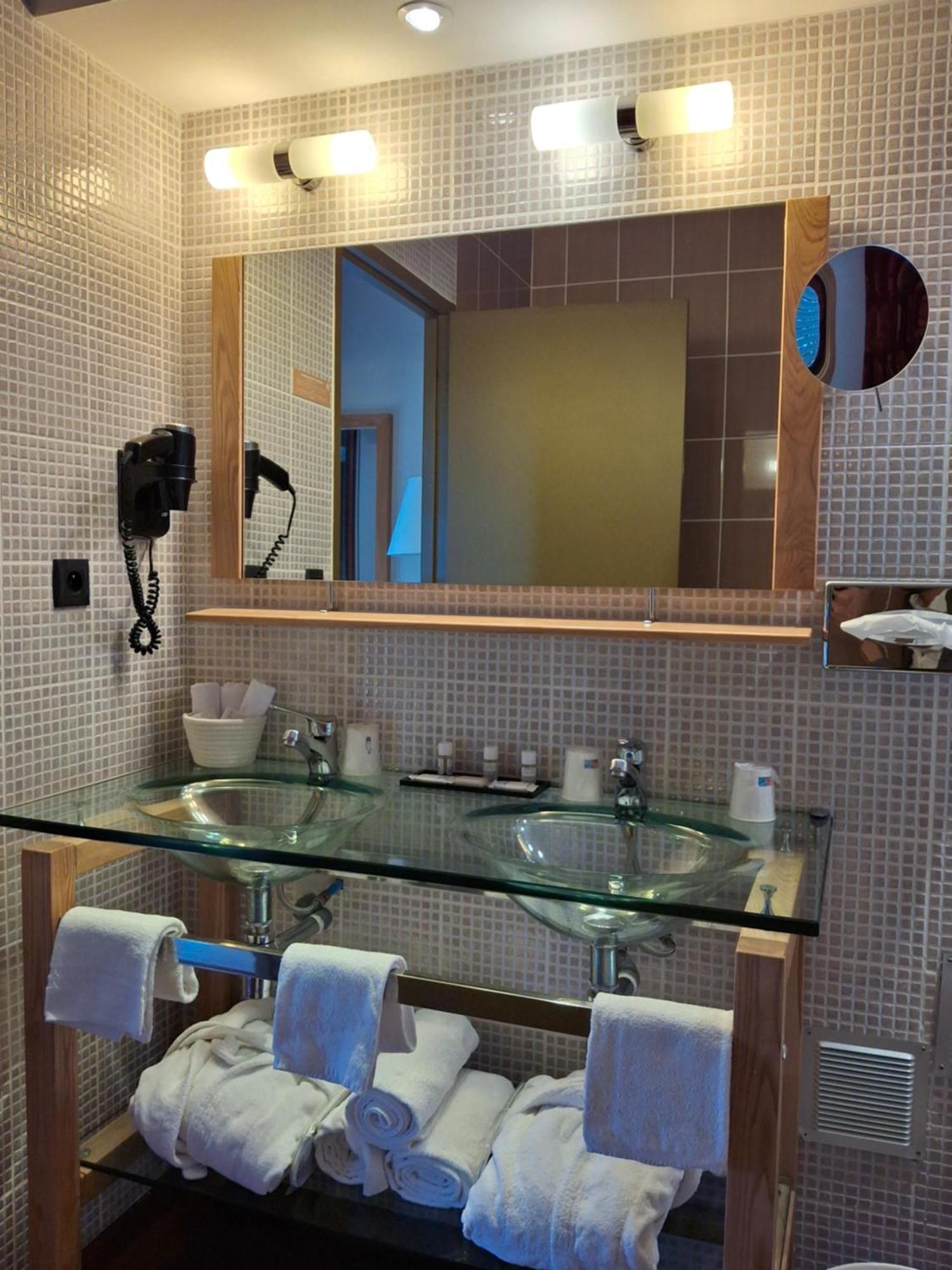 Hotel Tour Maje ロデーズ エクステリア 写真
