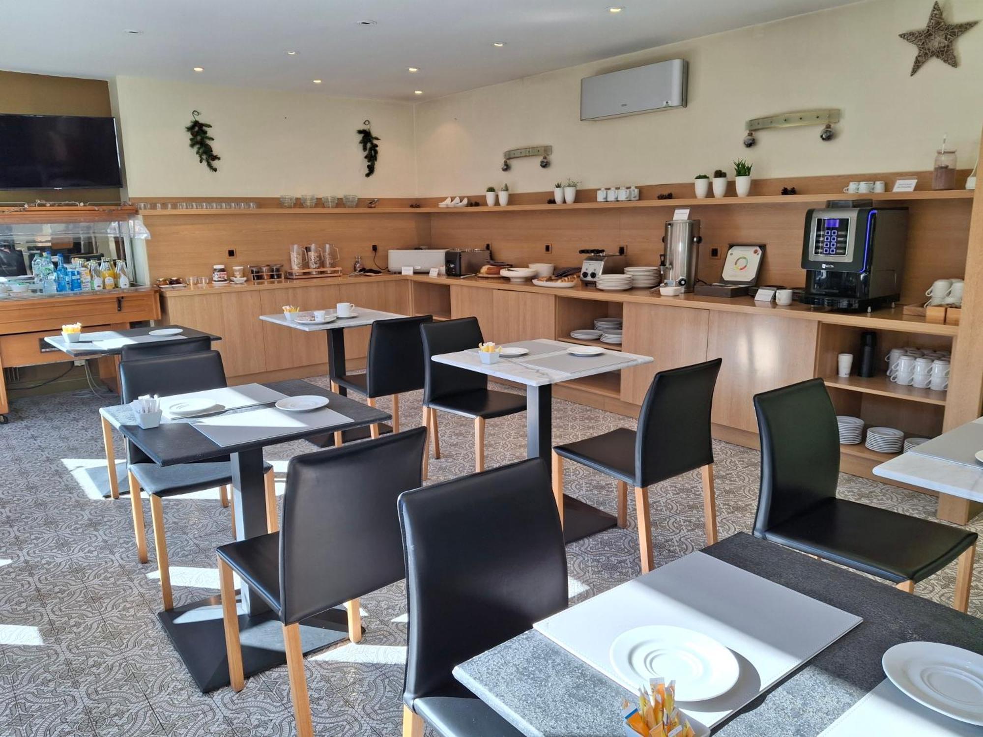Hotel Tour Maje ロデーズ エクステリア 写真