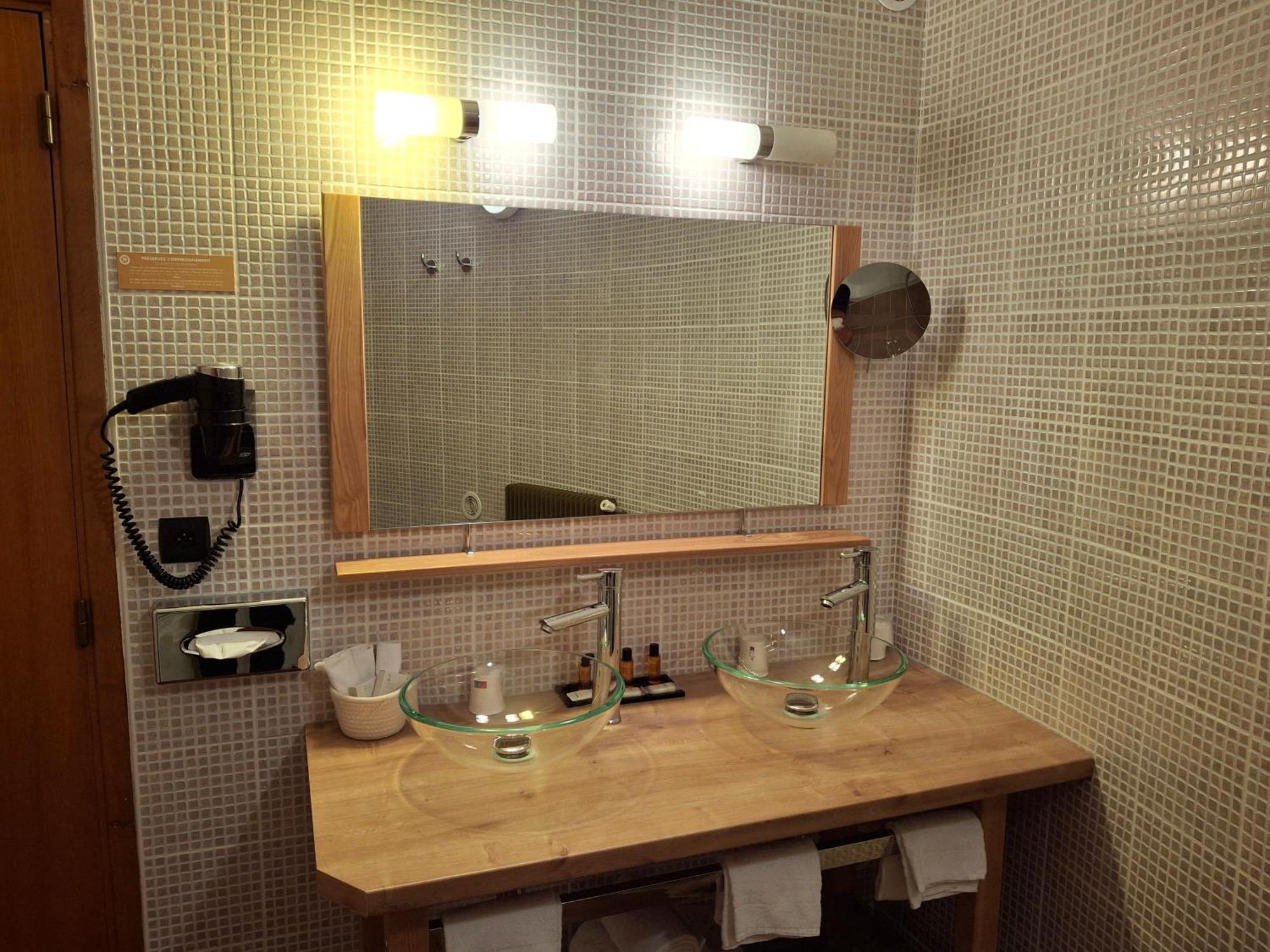 Hotel Tour Maje ロデーズ エクステリア 写真