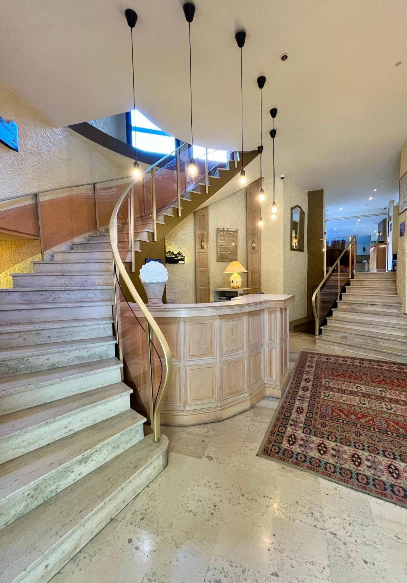 Hotel Tour Maje ロデーズ エクステリア 写真
